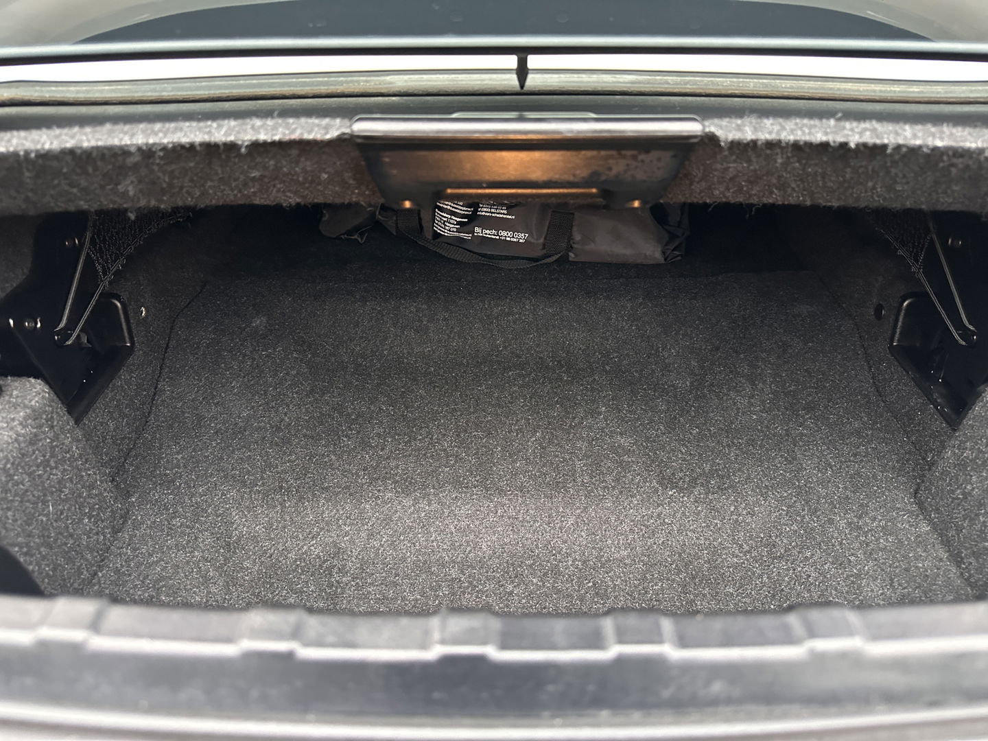 BMW Z4 Roadster sDrive18i Executive | Hardtop | Dealer Onderhouden | 2 Eigenaren | Cruise Control | Parkeersensoren | Stoelverwarming | Bluetooth | Lederen Bekleding | 19" Lichtmetaal |