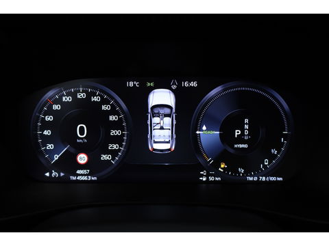 Volvo XC40 1.5 T5 Plug-in hybrid Plus Dark Facelift | Elek. stoelen +  geheugen | H&K Audio | Camera  | Stoel + stuurverw. |