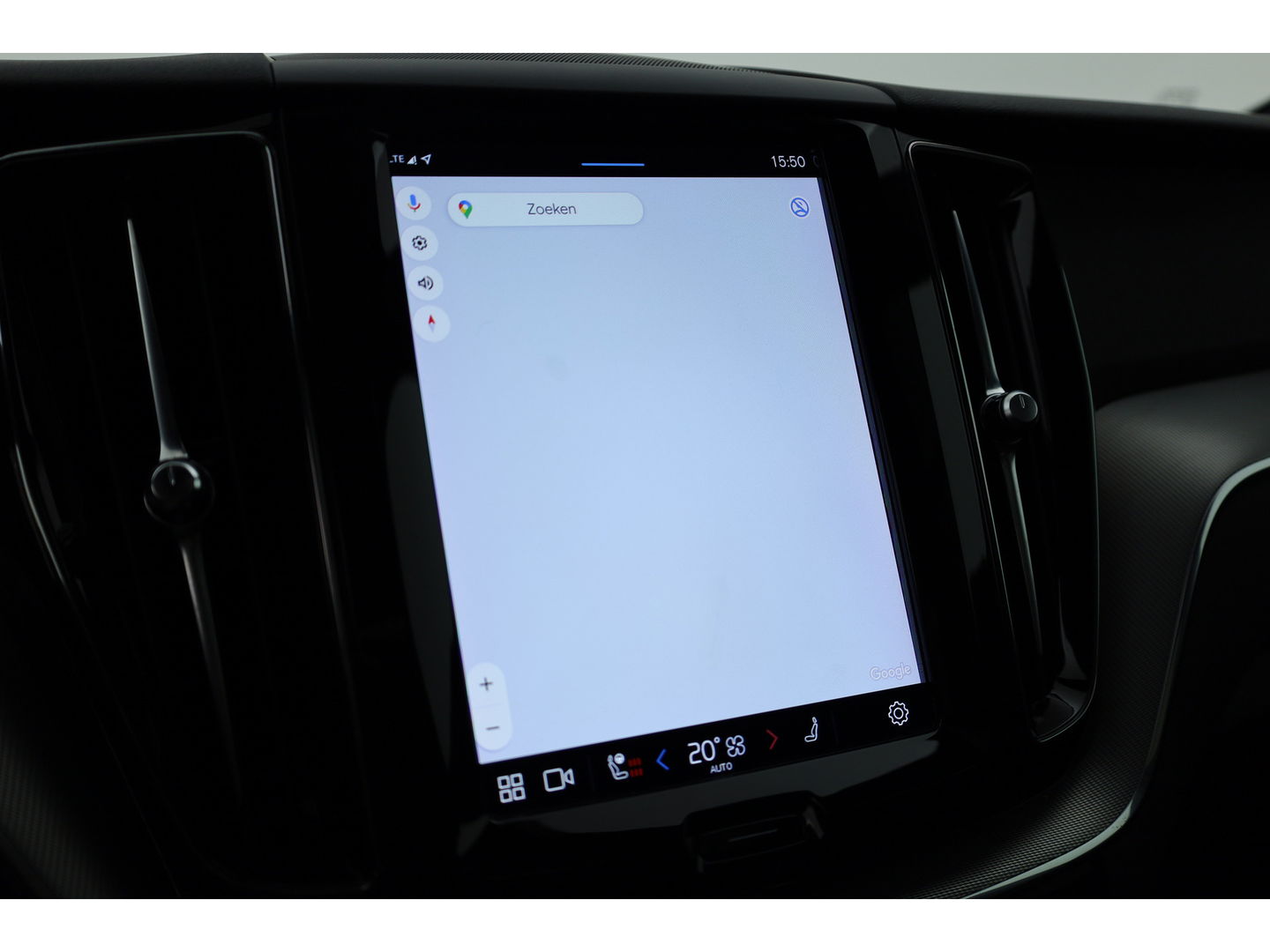 Volvo XC60 2.0 T6 Plug-in hybrid AWD R-Design | Facelift | Long Range | Pano-dak | 21 inch | Sportstoelen | 360 camera | ACC | Standkachel