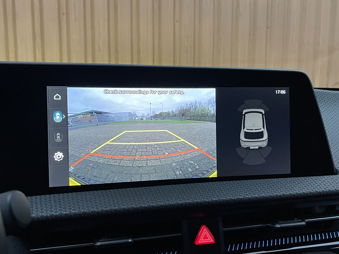 Kia Ev6 Plus 77.4 kWh | SoH 100% | Apple Carplay | Achteruitrijcamera | Parkeersensoren | Elektrische Stoelen | Stoelverwarming/verkoeling | DAB | Navigatie | Meridian | Stuurverwarming |