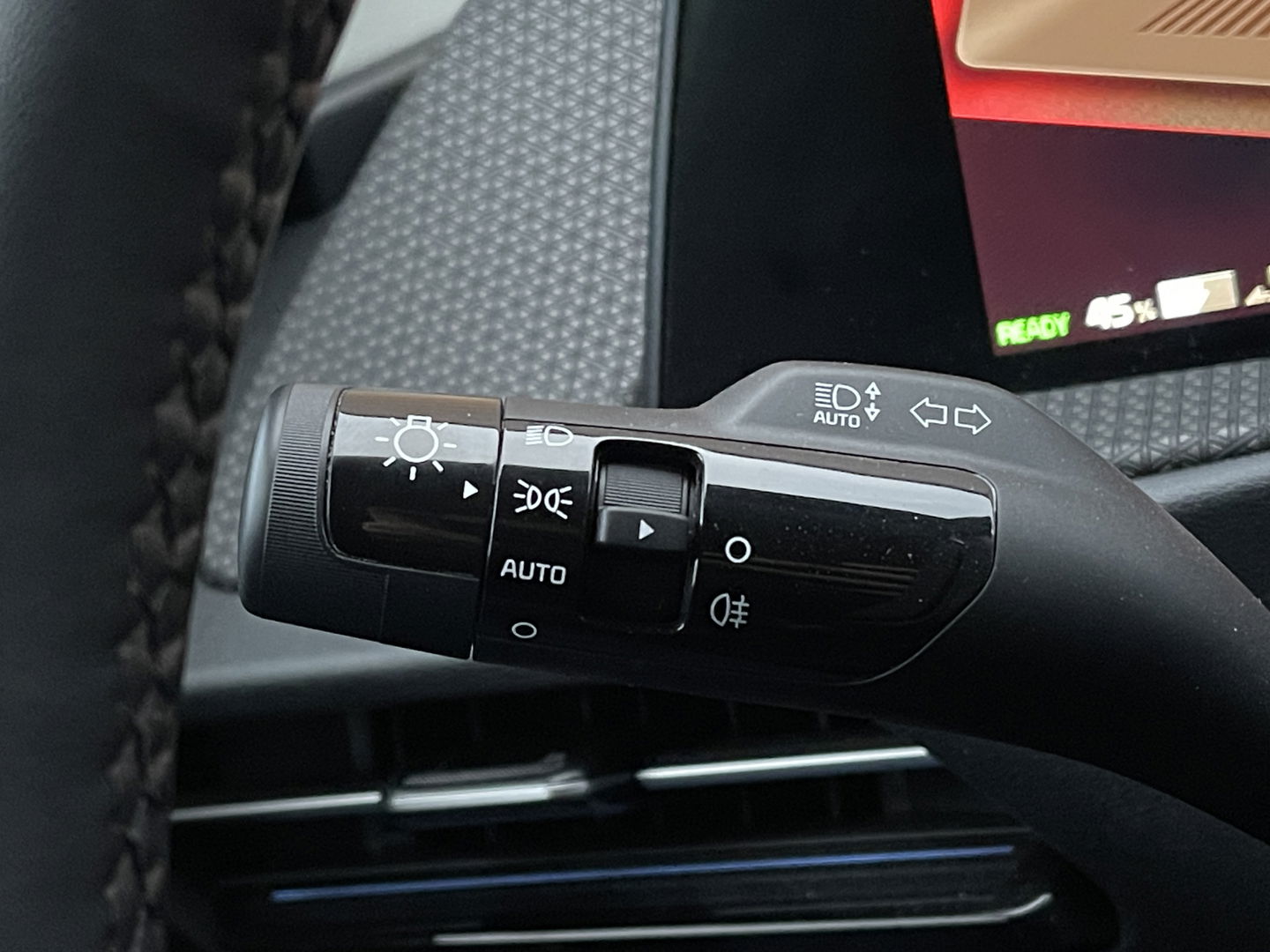 Kia Ev6 Plus 77.4 kWh | SoH 100% | Apple Carplay | Achteruitrijcamera | Parkeersensoren | Elektrische Stoelen | Stoelverwarming/verkoeling | DAB | Navigatie | Meridian | Stuurverwarming |