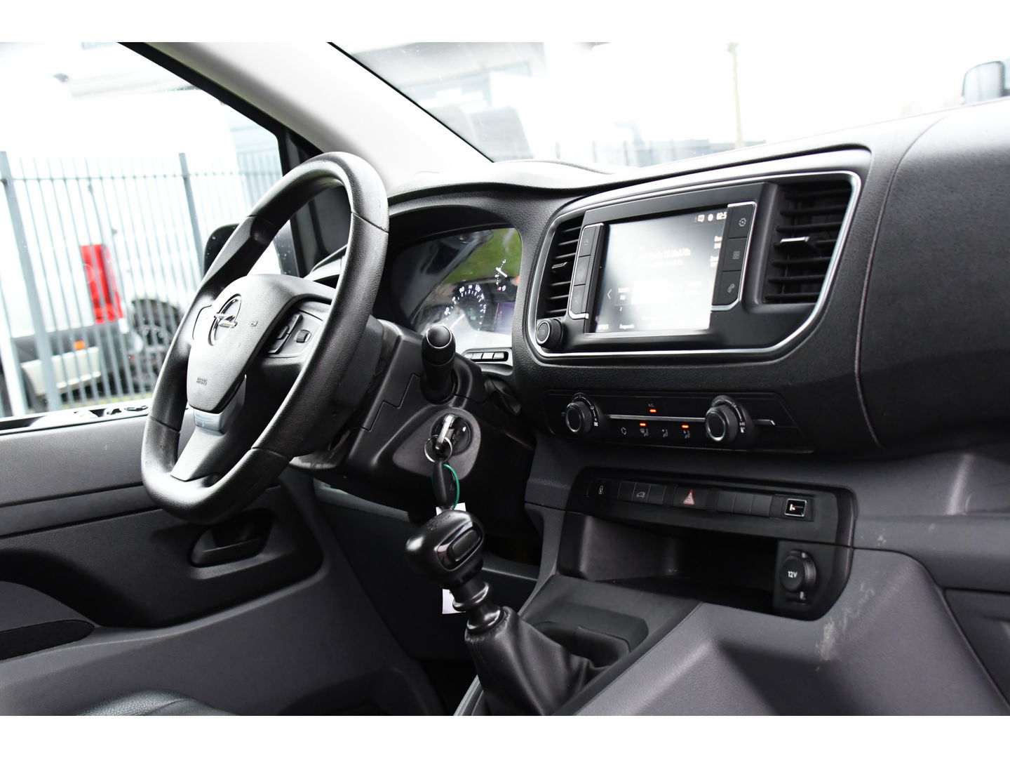 Opel Vivaro 2.0 CDTI L2H1 Edition 360 Camera, Cruise, Carplay, Leder, Multimedia, NAVI, Trekhaak, Uniek!