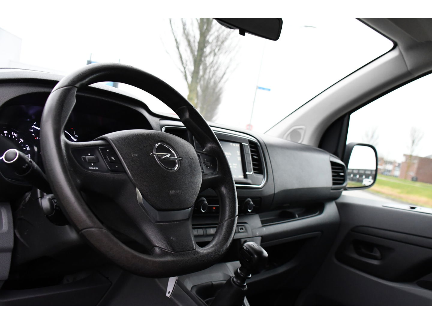 Opel Vivaro 2.0 CDTI L2H1 Edition 360 Camera, Cruise, Carplay, Leder, Multimedia, NAVI, Trekhaak, Uniek!