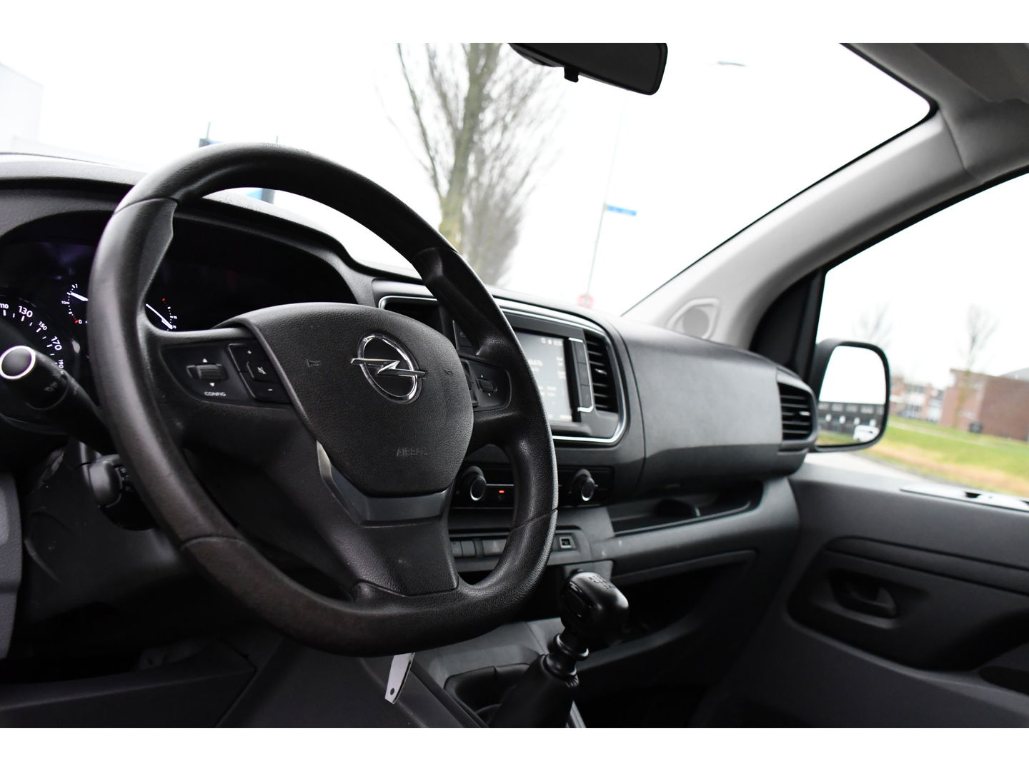 Opel Vivaro 2.0 CDTI L2H1 Edition 360 Camera, Cruise, Carplay, Leder, Multimedia, NAVI, Trekhaak, Uniek!