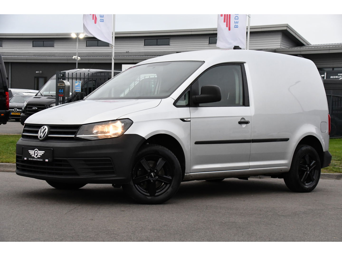 Volkswagen Caddy 2.0 TDI L1H1 BMT PB Edition Cruise, Carplay, Multimedia, 75pk, Airco, Trekhaak, Uniek!