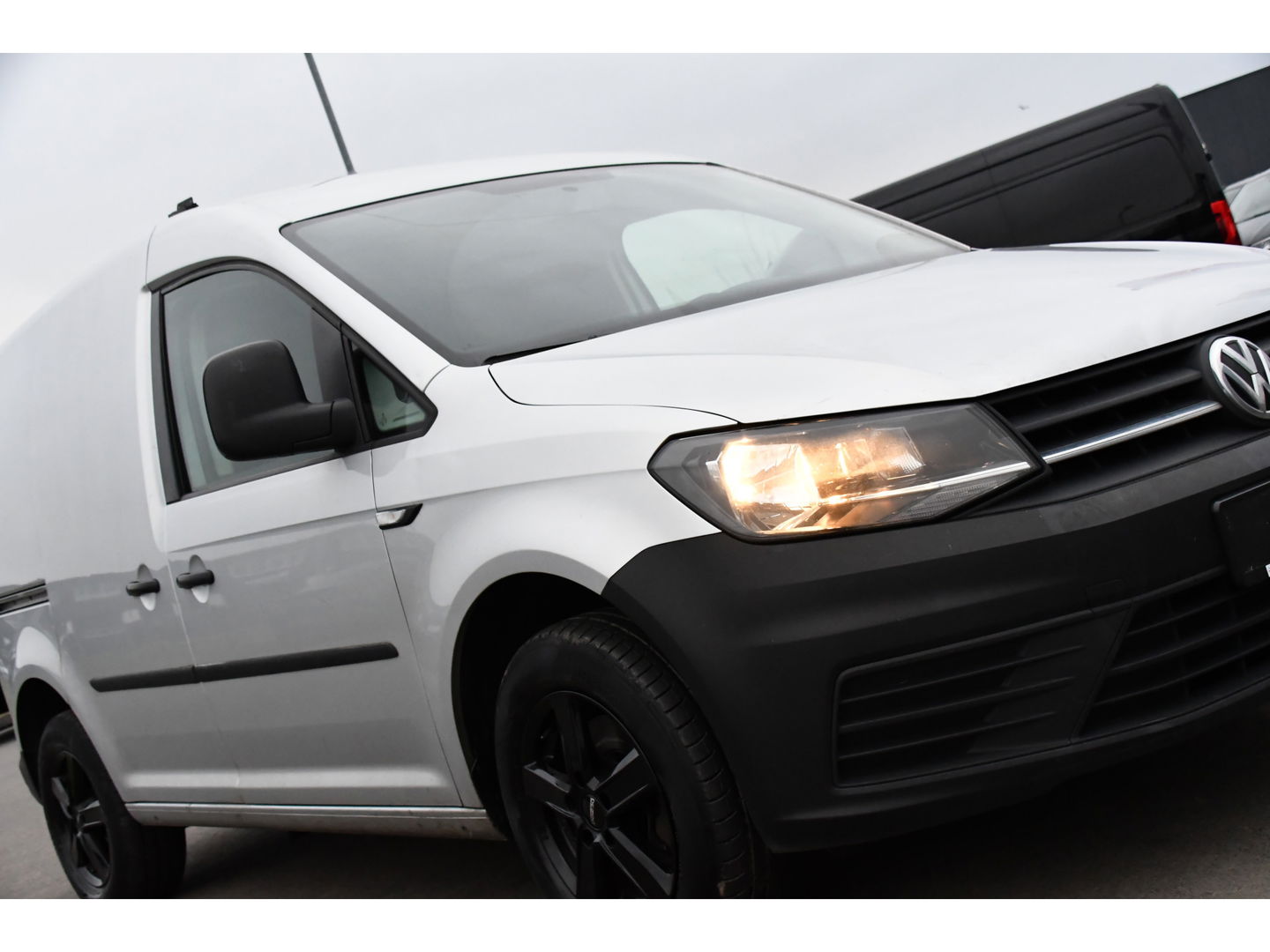 Volkswagen Caddy 2.0 TDI L1H1 BMT PB Edition Cruise, Carplay, Multimedia, 75pk, Airco, Trekhaak, Uniek!