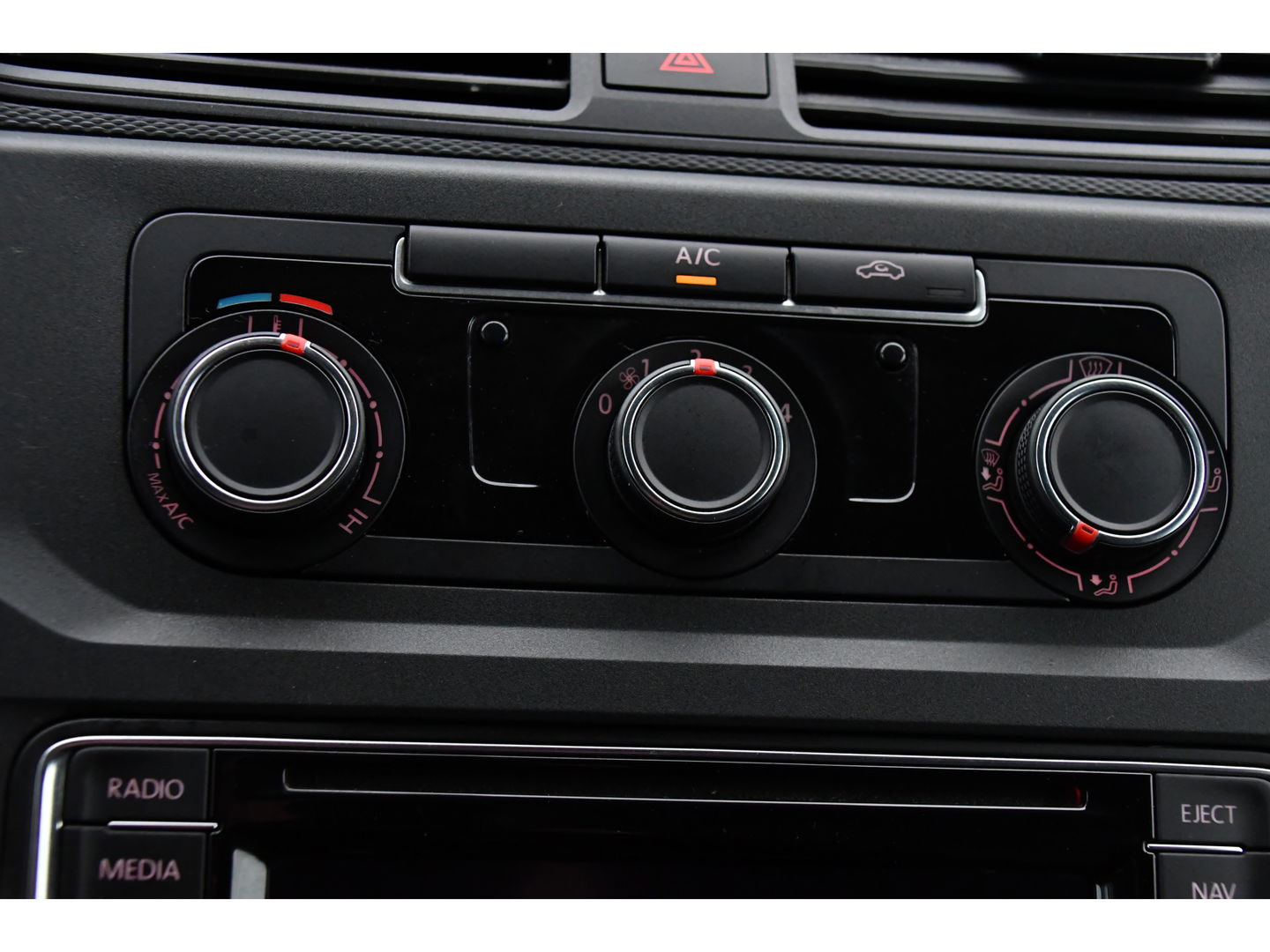 Volkswagen Caddy 2.0 TDI L1H1 BMT PB Edition Cruise, Carplay, Multimedia, 75pk, Airco, Trekhaak, Uniek!