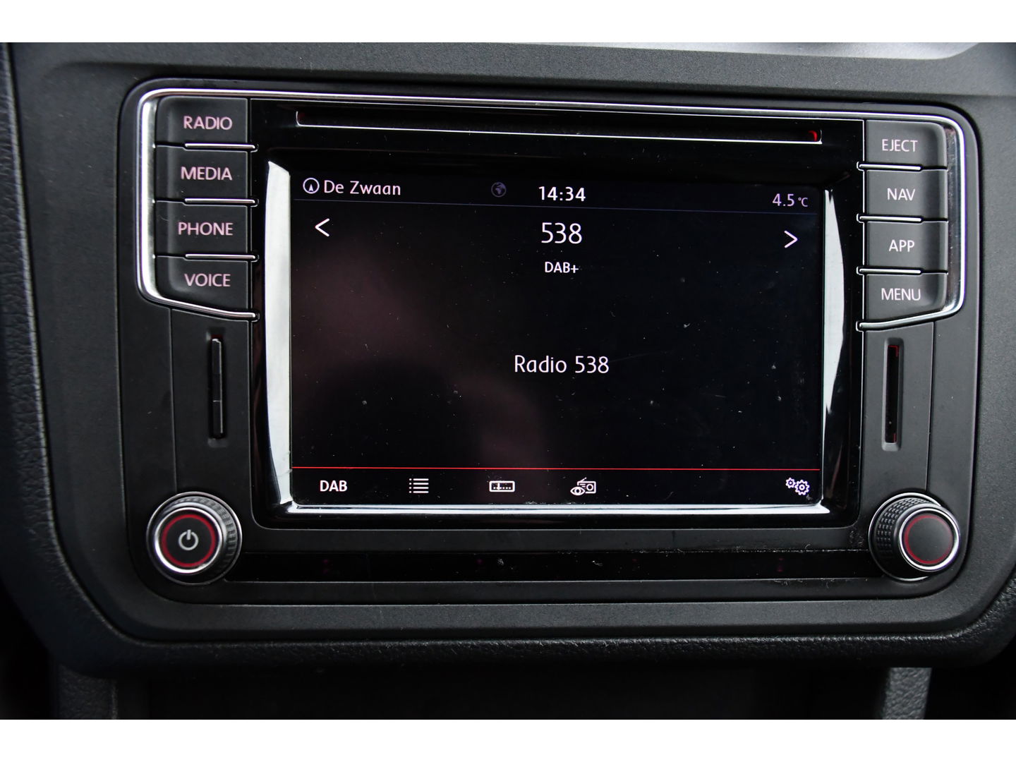 Volkswagen Caddy 2.0 TDI L1H1 BMT PB Edition Cruise, Carplay, Multimedia, 75pk, Airco, Trekhaak, Uniek!