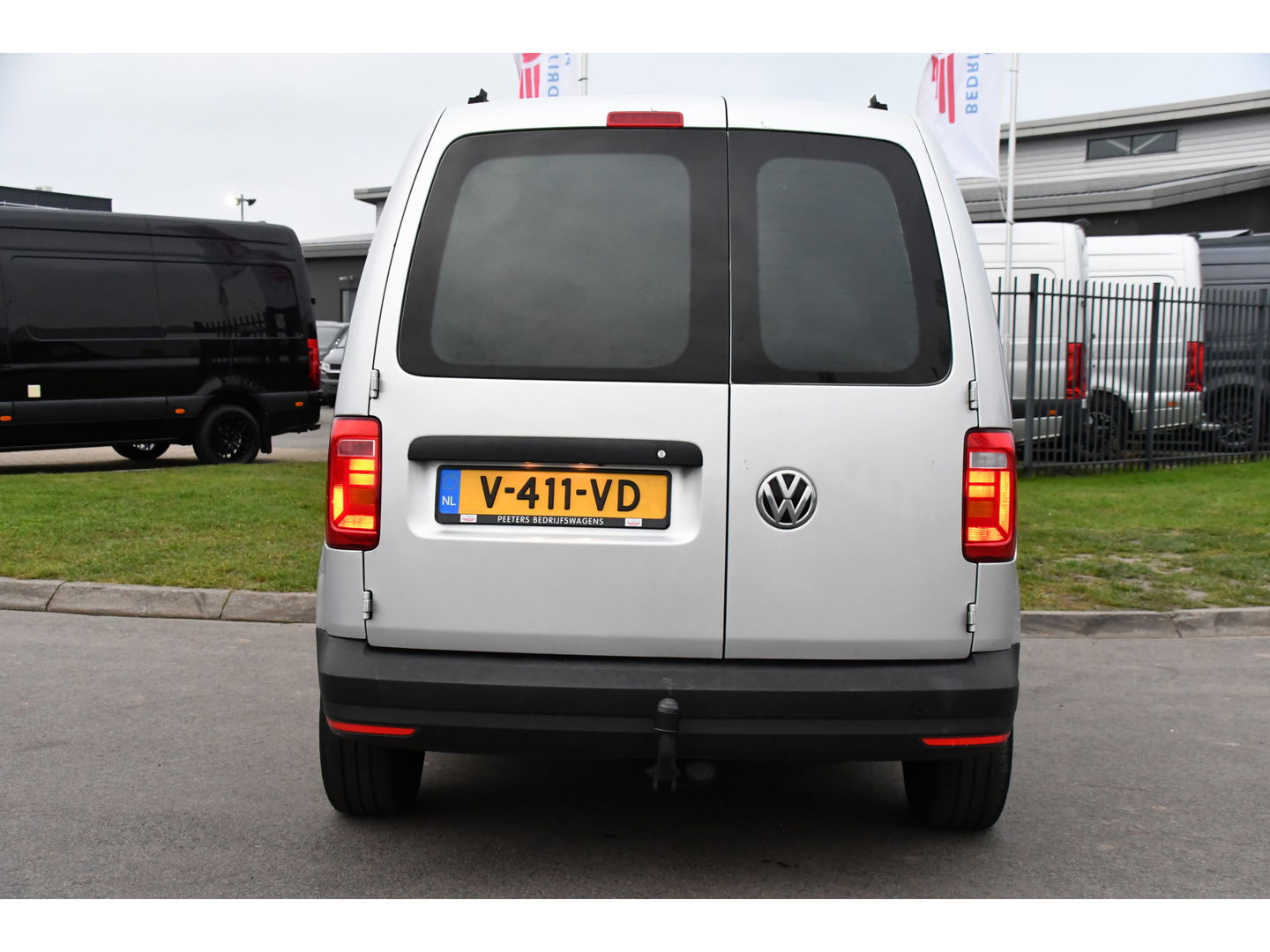 Volkswagen Caddy 2.0 TDI L1H1 BMT PB Edition Cruise, Carplay, Multimedia, 75pk, Airco, Trekhaak, Uniek!