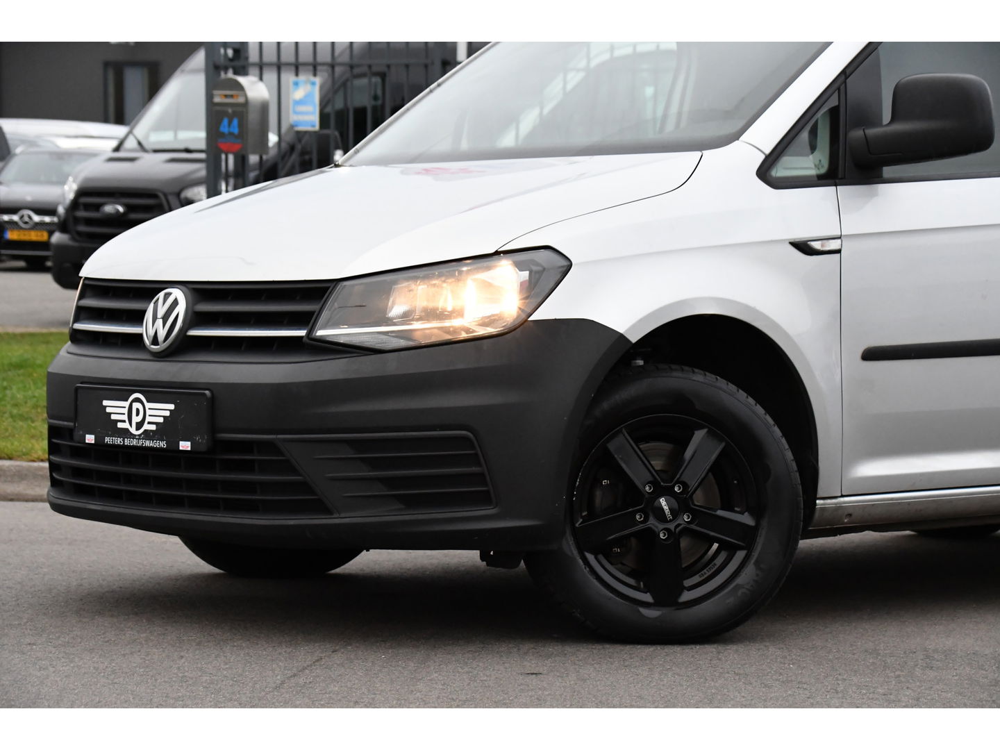 Volkswagen Caddy 2.0 TDI L1H1 BMT PB Edition Cruise, Carplay, Multimedia, 75pk, Airco, Trekhaak, Uniek!