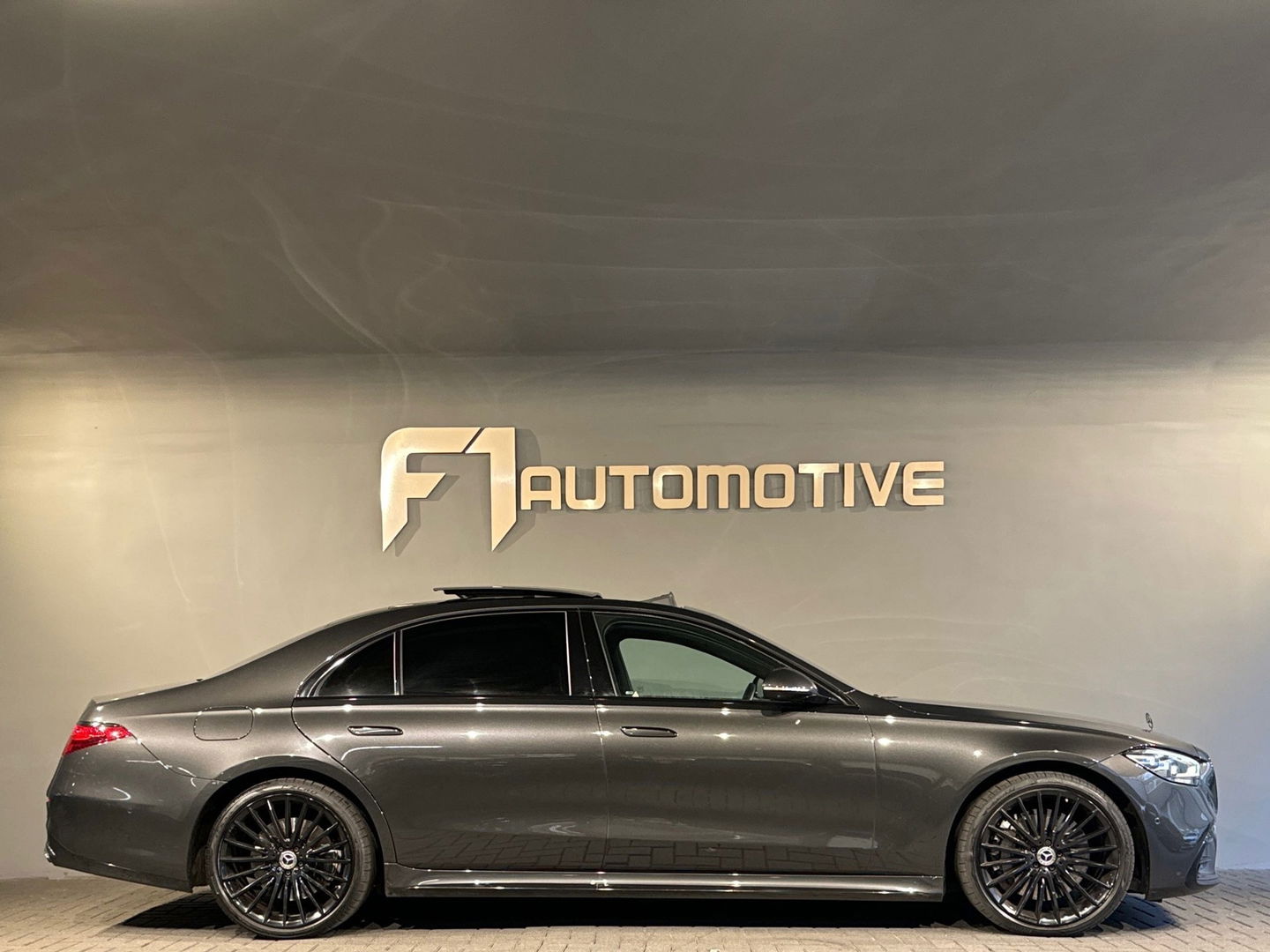 Mercedes-Benz S-Klasse 450 4MATIC Lang AMG Pano|HuD|Massage