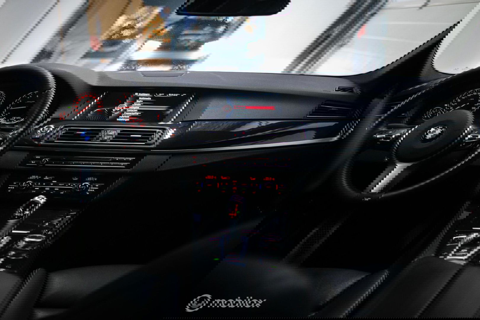 BMW 5 Serie Touring 520i M Sport Edition High Exe LCI | Leder | Memory | Comfortseats | M pakket | Sportonderstel | Zeer mooi |