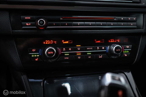 BMW 5 Serie Touring 520i M Sport Edition High Exe LCI | Leder | Memory | Comfortseats | M pakket | Sportonderstel | Zeer mooi |