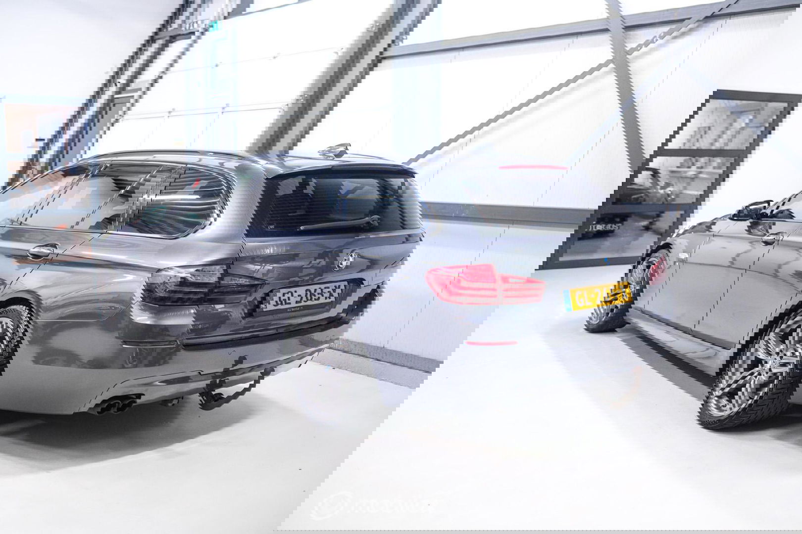 BMW 5 Serie Touring 520i M Sport Edition High Exe LCI | Leder | Memory | Comfortseats | M pakket | Sportonderstel | Zeer mooi |