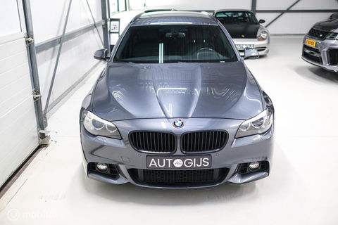 BMW 5 Serie Touring 520i M Sport Edition High Exe LCI | Leder | Memory | Comfortseats | M pakket | Sportonderstel | Zeer mooi |