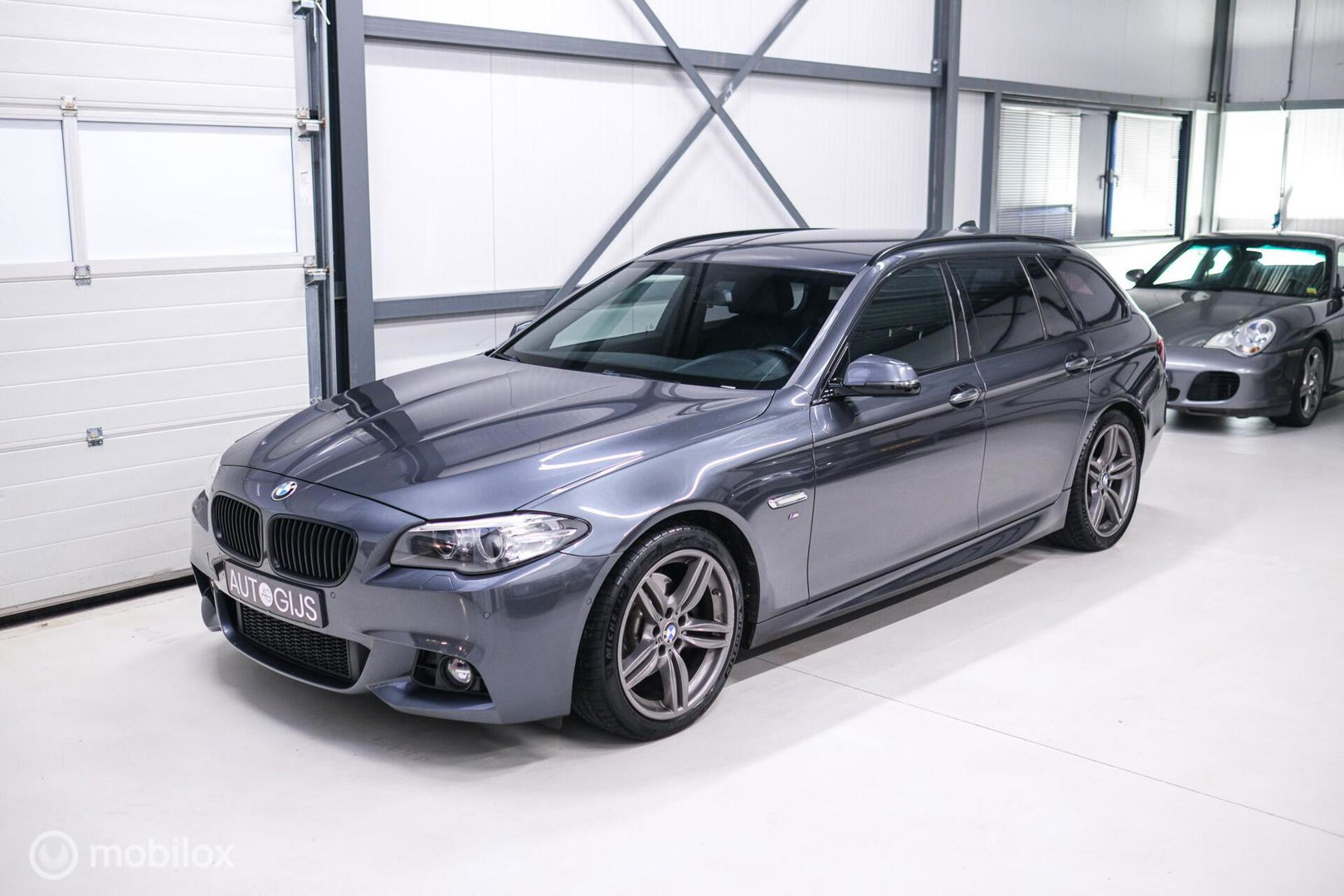 BMW 5 Serie Touring 520i M Sport Edition High Exe LCI | Leder | Memory | Comfortseats | M pakket | Sportonderstel | Zeer mooi |