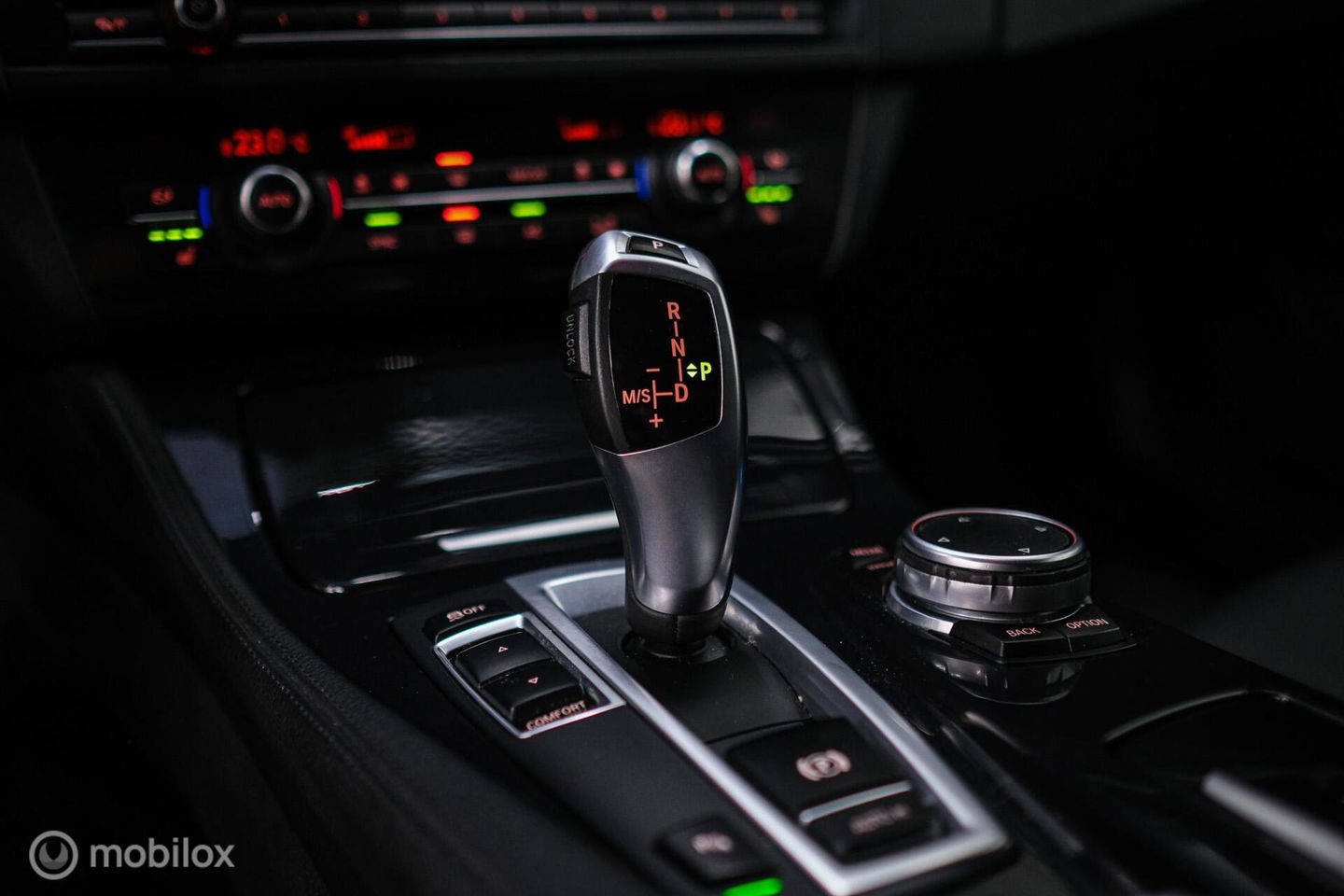 BMW 5 Serie Touring 520i M Sport Edition High Exe LCI | Leder | Memory | Comfortseats | M pakket | Sportonderstel | Zeer mooi |