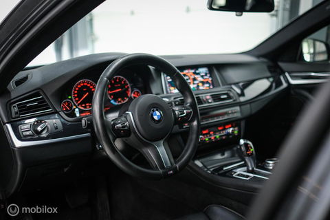 BMW 5 Serie Touring 520i M Sport Edition High Exe LCI | Leder | Memory | Comfortseats | M pakket | Sportonderstel | Zeer mooi |