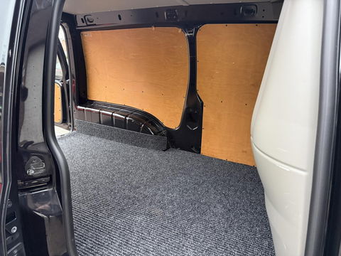 Volkswagen Caddy 2.0 TDI L2H1 BMT Maxi Trendline