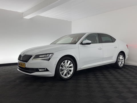 Škoda Superb 2.0 TDI Style Business Aut. *XENON | NAVI-FULLMAP | MEMORY-PACK | HEATED-COMFORTSEATS | DAB+ | KEYLESS | ECC | PDC | CRUISE | PRIVACY-GLASS | TOWBAR | CARPLAY | SHIFT-PADDLES | AMBIENT-LIGHT | 17''ALU*
