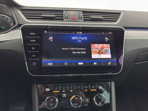 Škoda Superb 2.0 TDI Style Business Aut. *XENON | NAVI-FULLMAP | MEMORY-PACK | HEATED-COMFORTSEATS | DAB+ | KEYLESS | ECC | PDC | CRUISE | PRIVACY-GLASS | TOWBAR | CARPLAY | SHIFT-PADDLES | AMBIENT-LIGHT | 17''ALU*