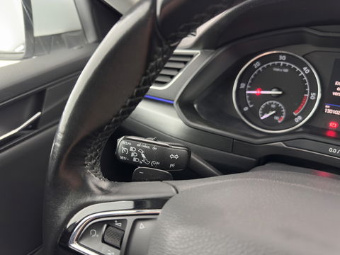 Škoda Superb 2.0 TDI Style Business Aut. *XENON | NAVI-FULLMAP | MEMORY-PACK | HEATED-COMFORTSEATS | DAB+ | KEYLESS | ECC | PDC | CRUISE | PRIVACY-GLASS | TOWBAR | CARPLAY | SHIFT-PADDLES | AMBIENT-LIGHT | 17''ALU*