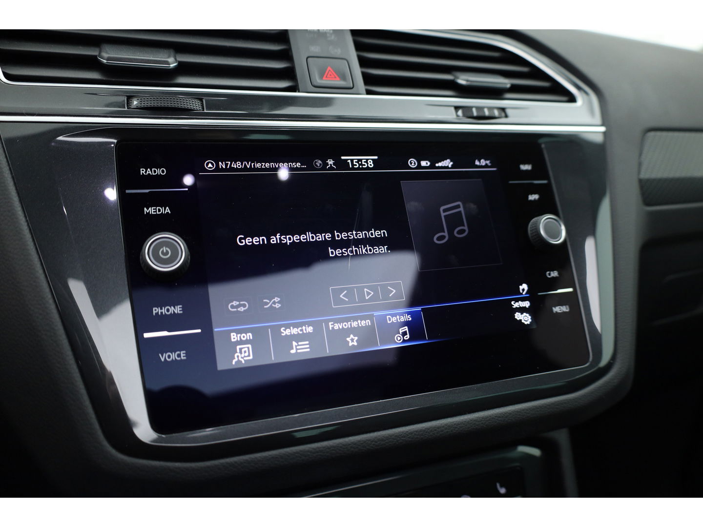 Volkswagen Tiguan 1.5 TSI R-Line DSG | Pano | Elek. Trekhaak | Camera | Stoel- Stuurverw. | Keyless | Navi | CarPlay