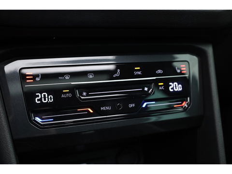 Volkswagen Tiguan 1.5 TSI R-Line DSG | Pano | Elek. Trekhaak | Camera | Stoel- Stuurverw. | Keyless | Navi | CarPlay