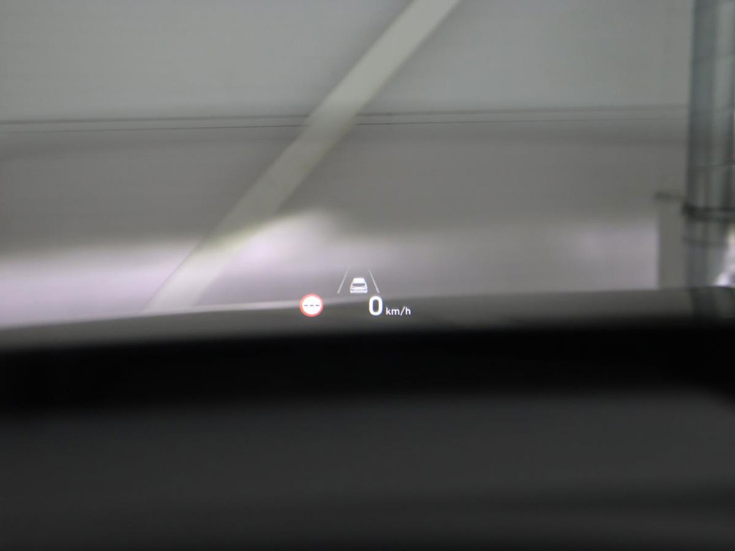 Hyundai KONA EV Business 64 kWh | 3-Fase | Stoelverwarming | Climate control | Adaptive cruise control | Camera | HUD