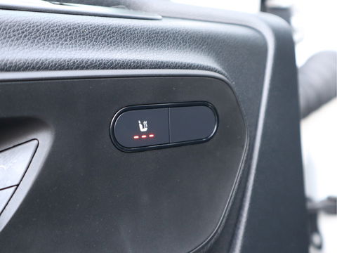 Mercedes-Benz eSprinter eSprinter 55 kWh 100% Elektrisch L2H2 - Camera - Airco