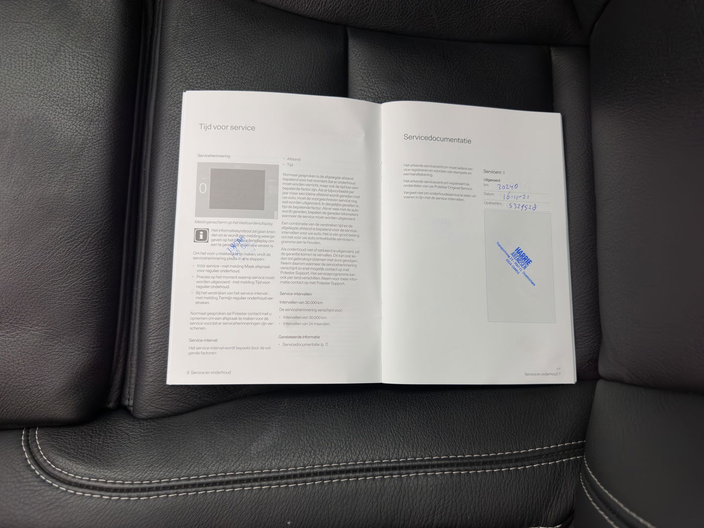 Polestar 2 Long Range Dual Motor Launch Edition 78kWh [ 3-Fase ] {SOH-92%} (INCL-BTW) *PANO | LEATHER | NAVI-FULLMAP | FULL-LED | BLIND-SPOT | KEYLESS | LANE-ASSIST | DIGI-COCKPIT | CARPLAY | DAB+ | HEATED-COMFORTSEATS | ECC | MEMORY-PACK | PDC | 20''ALU*