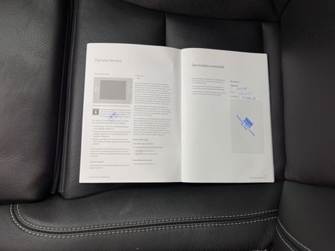 Polestar 2 Long Range Dual Motor Launch Edition 78kWh [ 3-Fase ] {SOH-92%} (INCL-BTW) *PANO | LEATHER | NAVI-FULLMAP | FULL-LED | BLIND-SPOT | KEYLESS | LANE-ASSIST | DIGI-COCKPIT | CARPLAY | DAB+ | HEATED-COMFORTSEATS | ECC | MEMORY-PACK | PDC | 20''ALU*