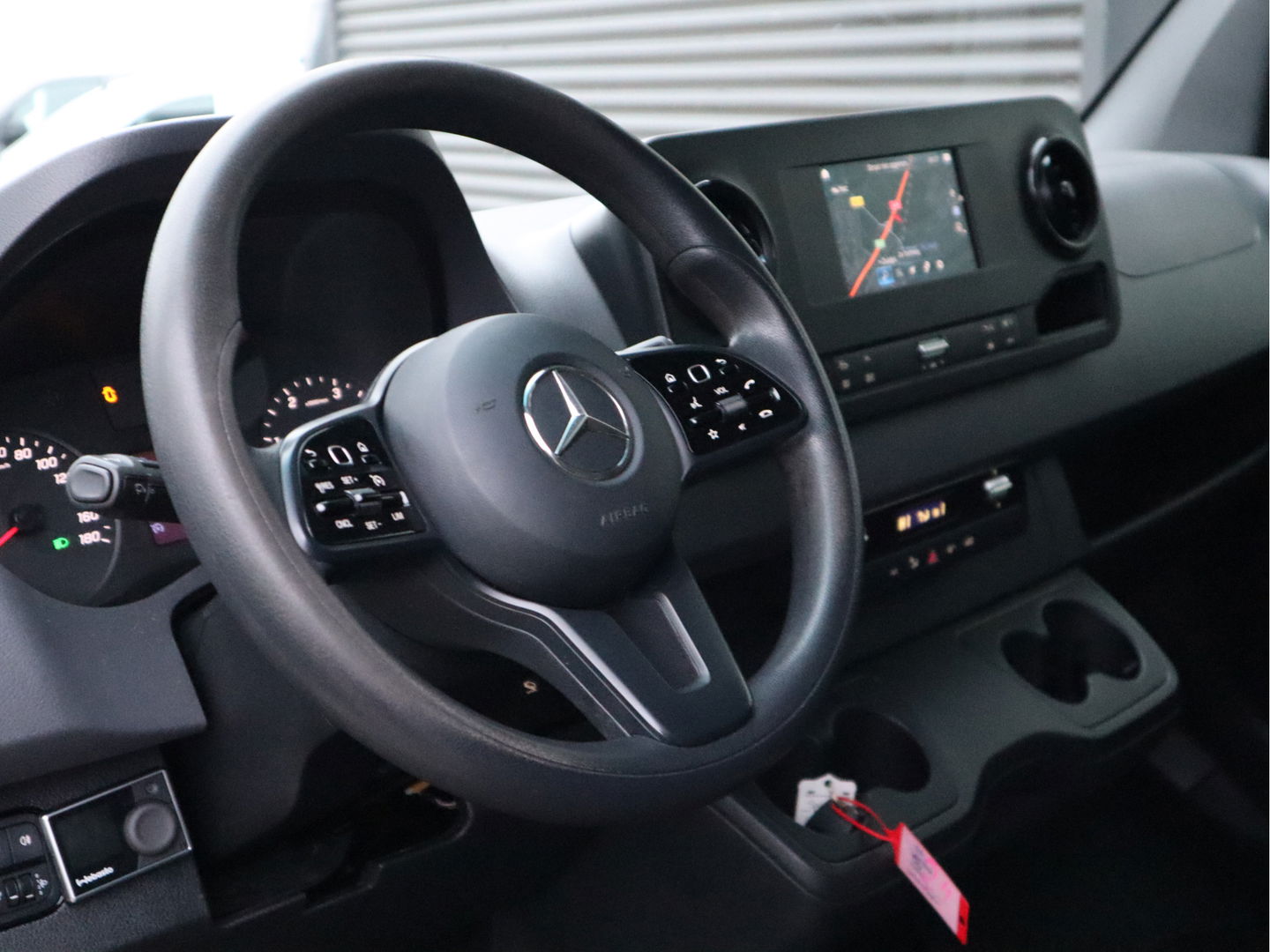 Mercedes-Benz Sprinter 316 CDI 4x4 Automaat Euro 6 L2H2 - MBUX - BW Inrichting - Standkachel