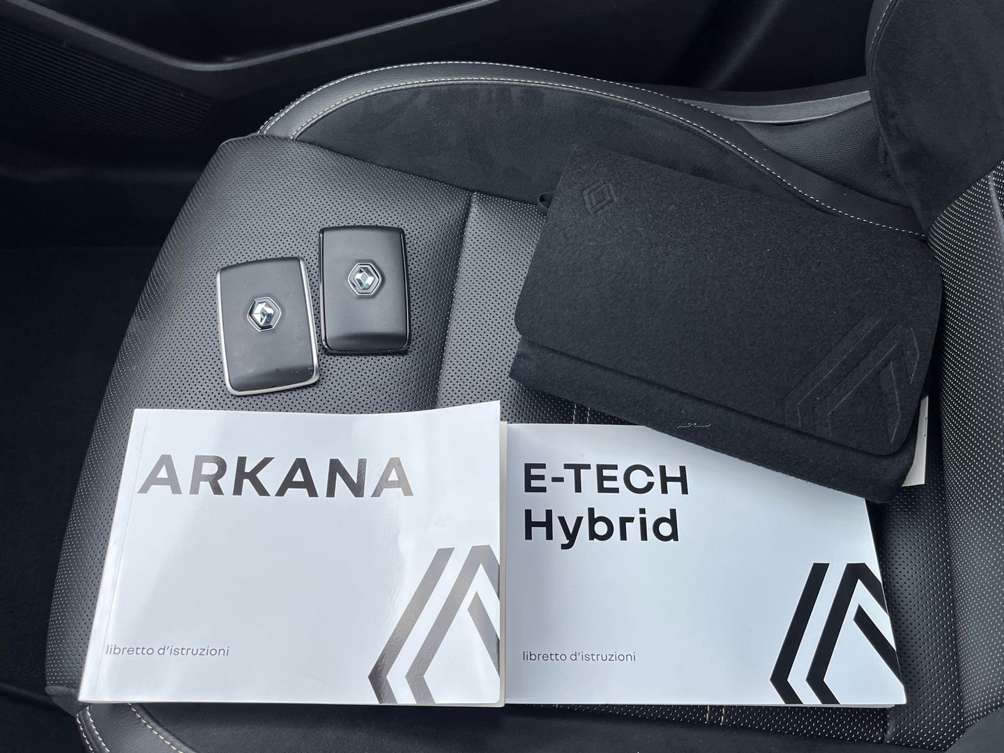 Renault Arkana 1.6 E-Tech hybrid 145 E-Tech engineered|Carbon|Camera|ACC|Leder|Carplay|Keyless