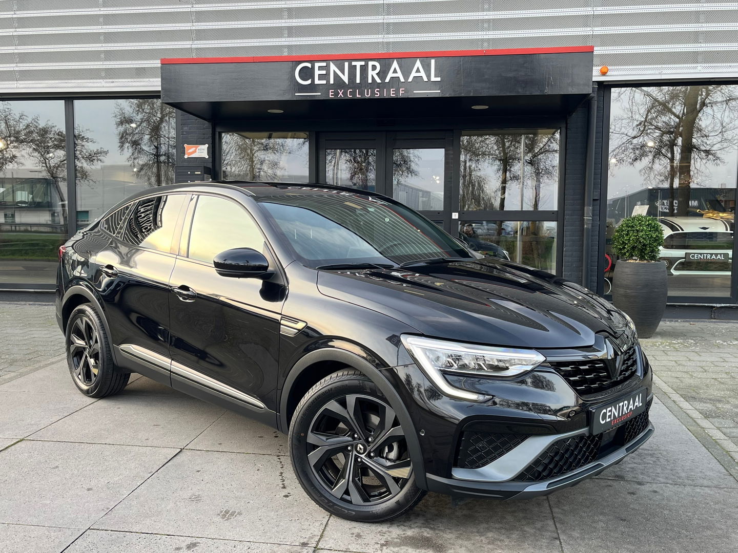 Renault Arkana 1.6 E-Tech hybrid 145 E-Tech engineered|Carbon|Camera|ACC|Leder|Carplay|Keyless