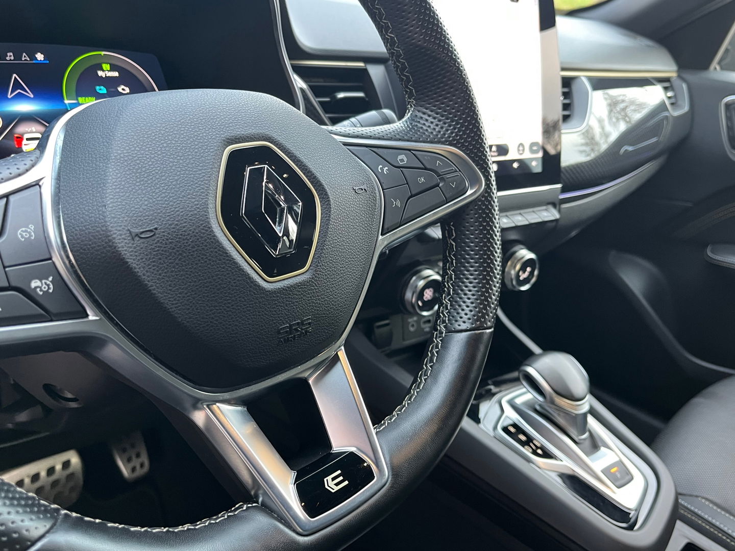 Renault Arkana 1.6 E-Tech hybrid 145 E-Tech engineered|Carbon|Camera|ACC|Leder|Carplay|Keyless