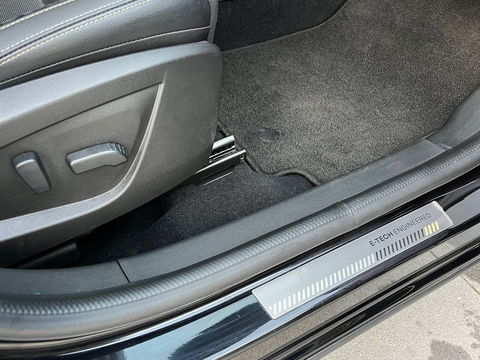 Renault Arkana 1.6 E-Tech hybrid 145 E-Tech engineered|Carbon|Camera|ACC|Leder|Carplay|Keyless