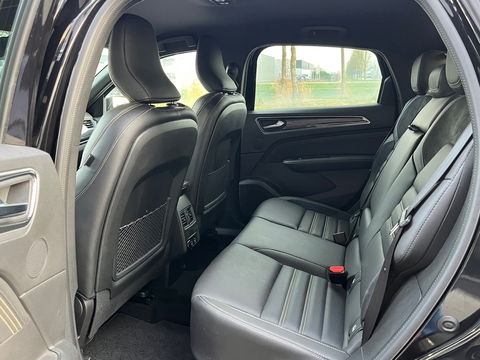 Renault Arkana 1.6 E-Tech hybrid 145 E-Tech engineered|Carbon|Camera|ACC|Leder|Carplay|Keyless