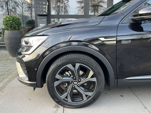 Renault Arkana 1.6 E-Tech hybrid 145 E-Tech engineered|Carbon|Camera|ACC|Leder|Carplay|Keyless