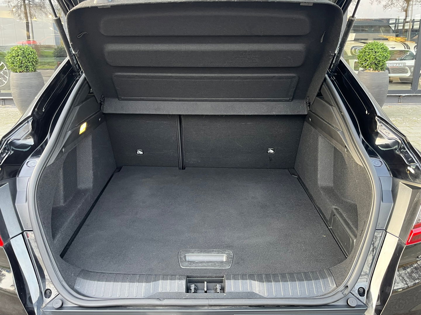 Renault Arkana 1.6 E-Tech hybrid 145 E-Tech engineered|Carbon|Camera|ACC|Leder|Carplay|Keyless