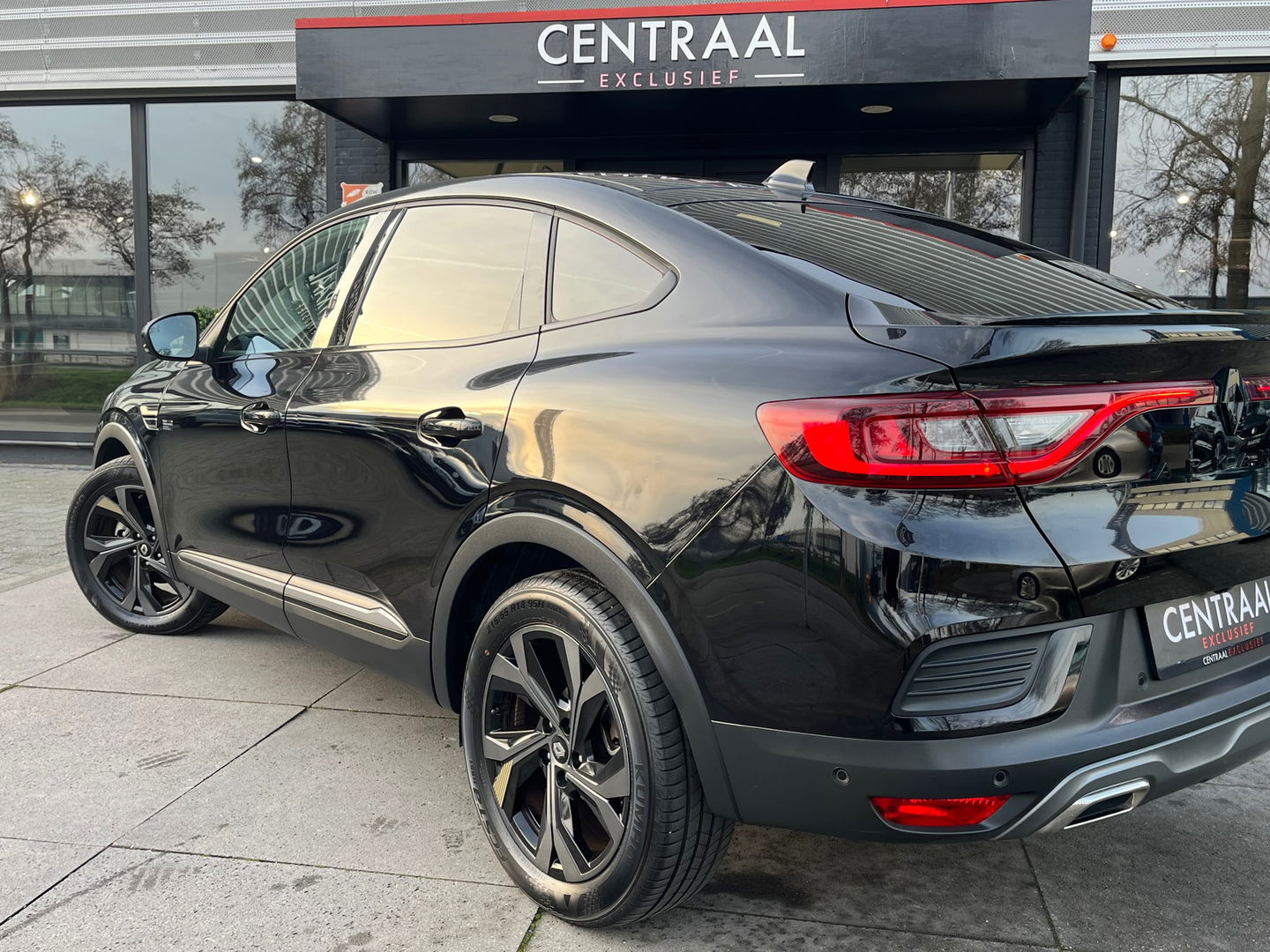 Renault Arkana 1.6 E-Tech hybrid 145 E-Tech engineered|Carbon|Camera|ACC|Leder|Carplay|Keyless