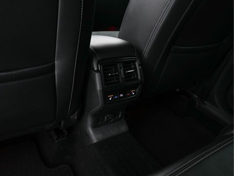 Škoda Kodiaq 1.5 TSI Sportline Business [ 7-Pers. ] (INCL-BTW) Aut. *LEATHER-MICROFIBRE | FULL-LED | ADAPTIVE-CRUISE | MEMORY-PACK | DIGI-COCKPIT | NAVI-FULLMAP | CAMERA | DAB+ | AMBIENT-LIGHT | KEYLESS | CARPLAY | PRIVACY-GLASS| TOWBAR | 20''