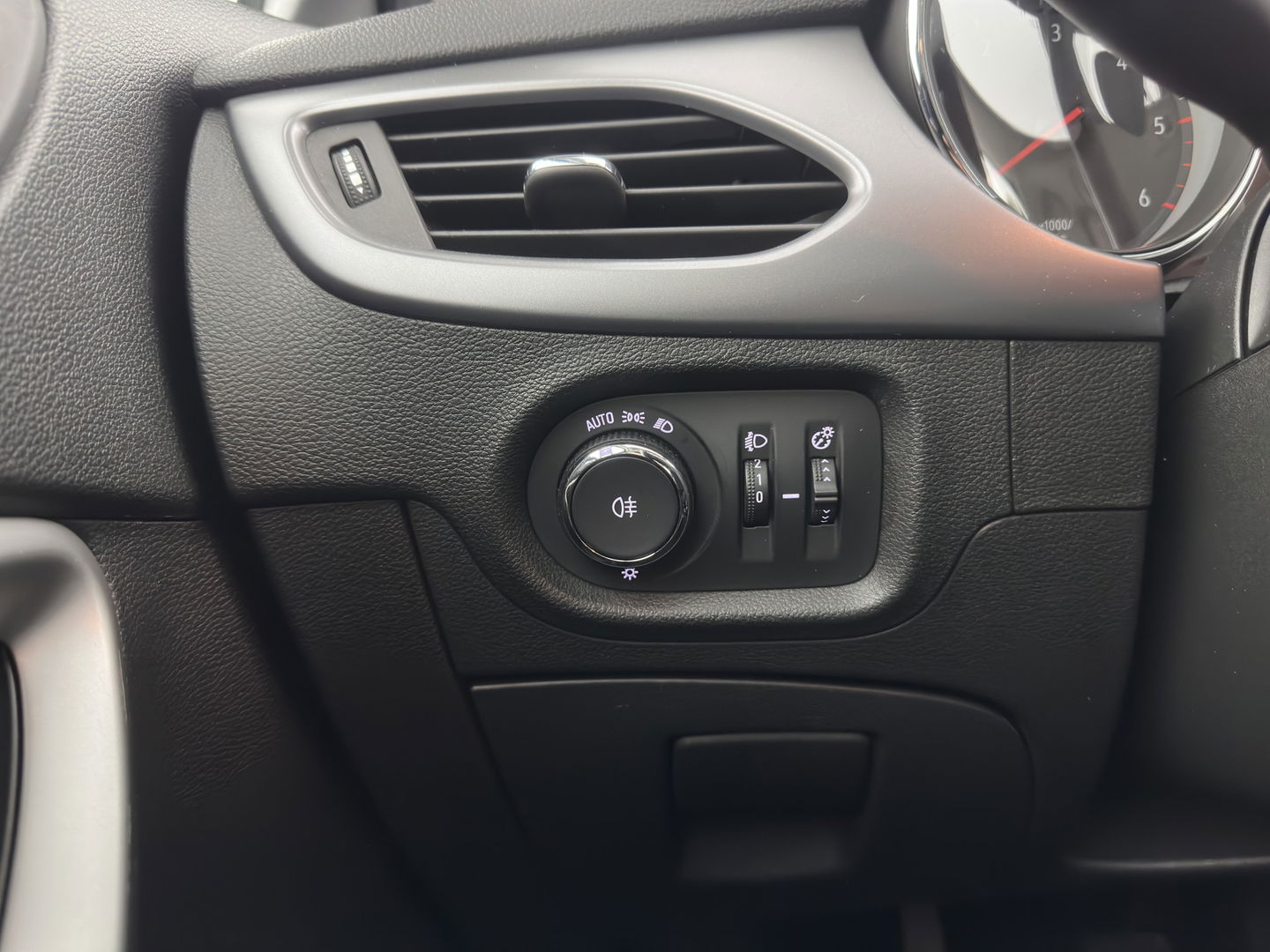 Opel Astra Sports Tourer 1.6 CDTI Business+ *NAVI-FULLMAP | COMFORT-SEATS | DAB+ | ECC | PDC | CRUISE | TOWBAR*