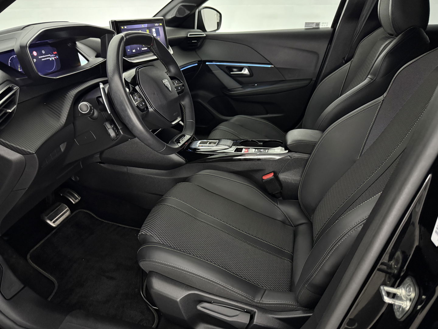 Peugeot 208 1.2 Hybrid 145PK e-DSC6 GT | Sfeer | Virtual | Carplay | Clima | Cruise | Camera | Keyless