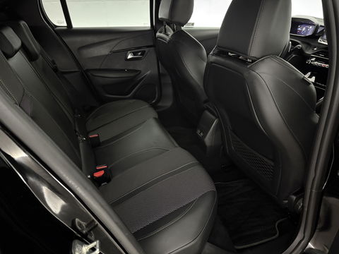 Peugeot 208 1.2 Hybrid 145PK e-DSC6 GT | Sfeer | Virtual | Carplay | Clima | Cruise | Camera | Keyless