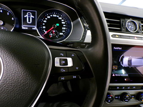 Volkswagen Passat Variant 1.4 TSI DSG Comfortline "Origineel NL!" Automaat! Garantie Apple-Carplay Adaptive-cruise Parkeersensoren