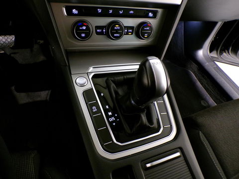 Volkswagen Passat Variant 1.4 TSI DSG Comfortline "Origineel NL!" Automaat! Garantie Apple-Carplay Adaptive-cruise Parkeersensoren