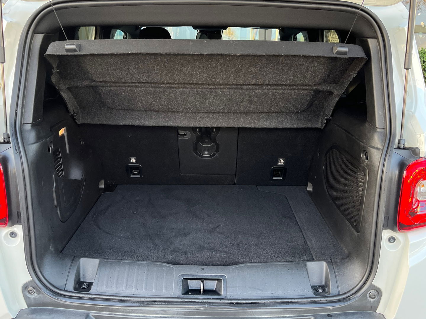 Jeep Renegade 4xe 240 Plug-in Hybrid Electric Limited|Camera|ACC|Carplay|Keyless|239PK