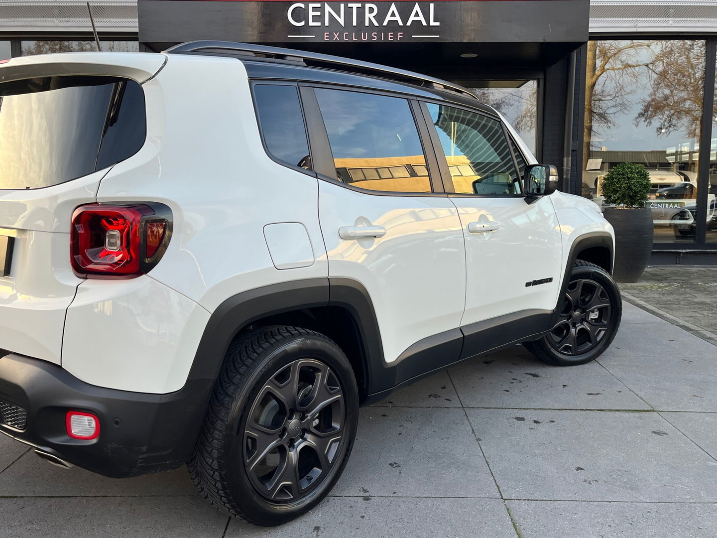 Jeep Renegade 4xe 240 Plug-in Hybrid Electric Limited|Camera|ACC|Carplay|Keyless|239PK