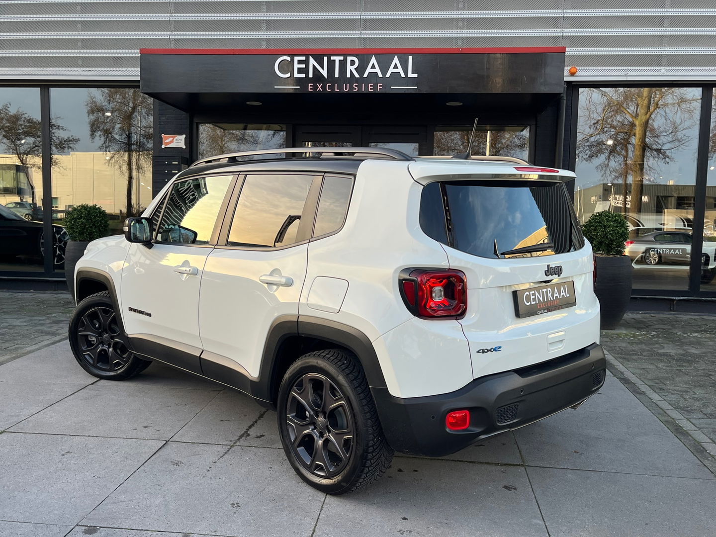 Jeep Renegade 4xe 240 Plug-in Hybrid Electric Limited|Camera|ACC|Carplay|Keyless|239PK